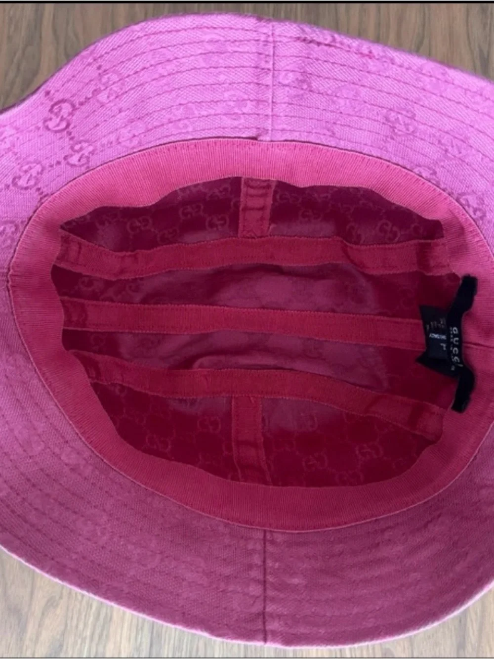 Gucci bucket hat